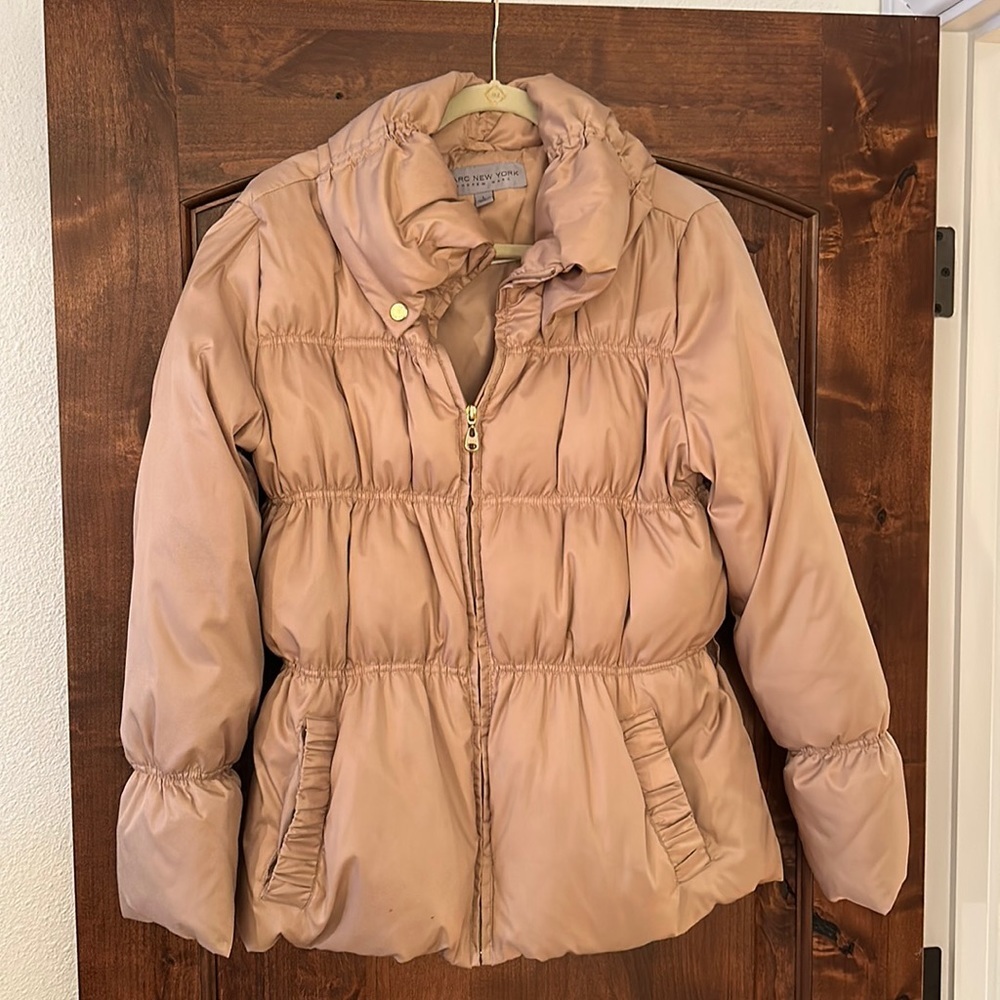 Andrew Marc Champagne Color Puffer With Belt. Gold Zip & Pockets. Euc Large